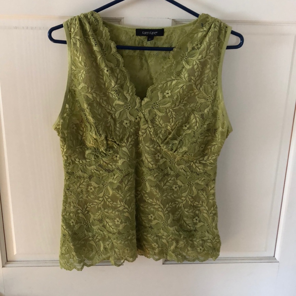 Ladies sleeveless lace cami